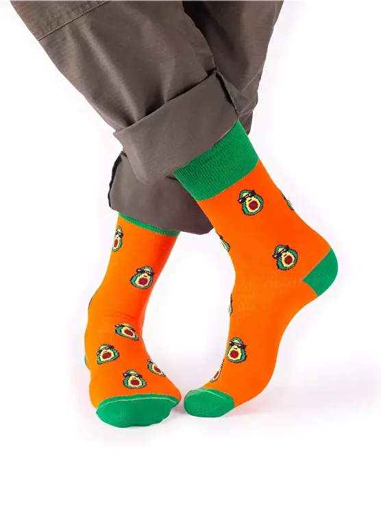 Какие дизайнерские носки купить к серым брюкам: оранжевая модель Babushka Socks с авокадо