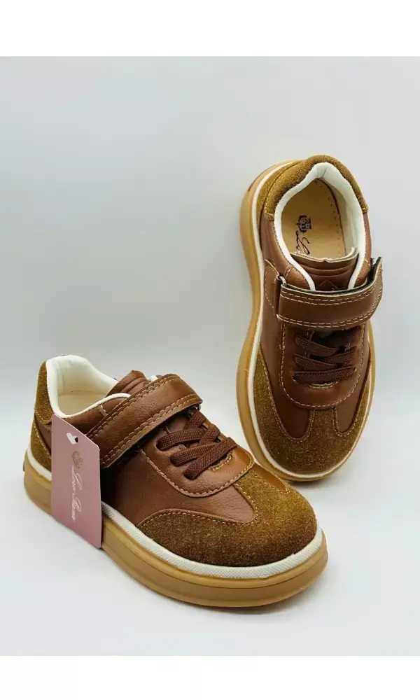 эффектные кроссовки