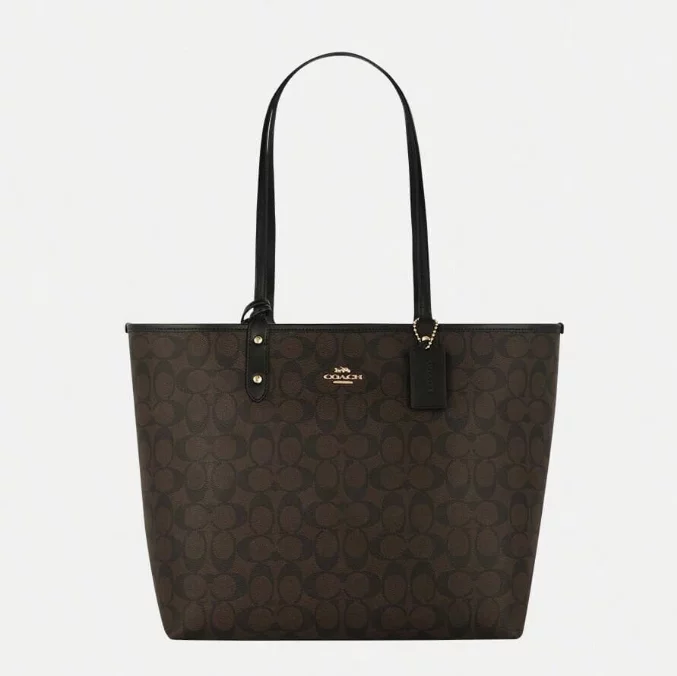 Coach signature tote hotsell