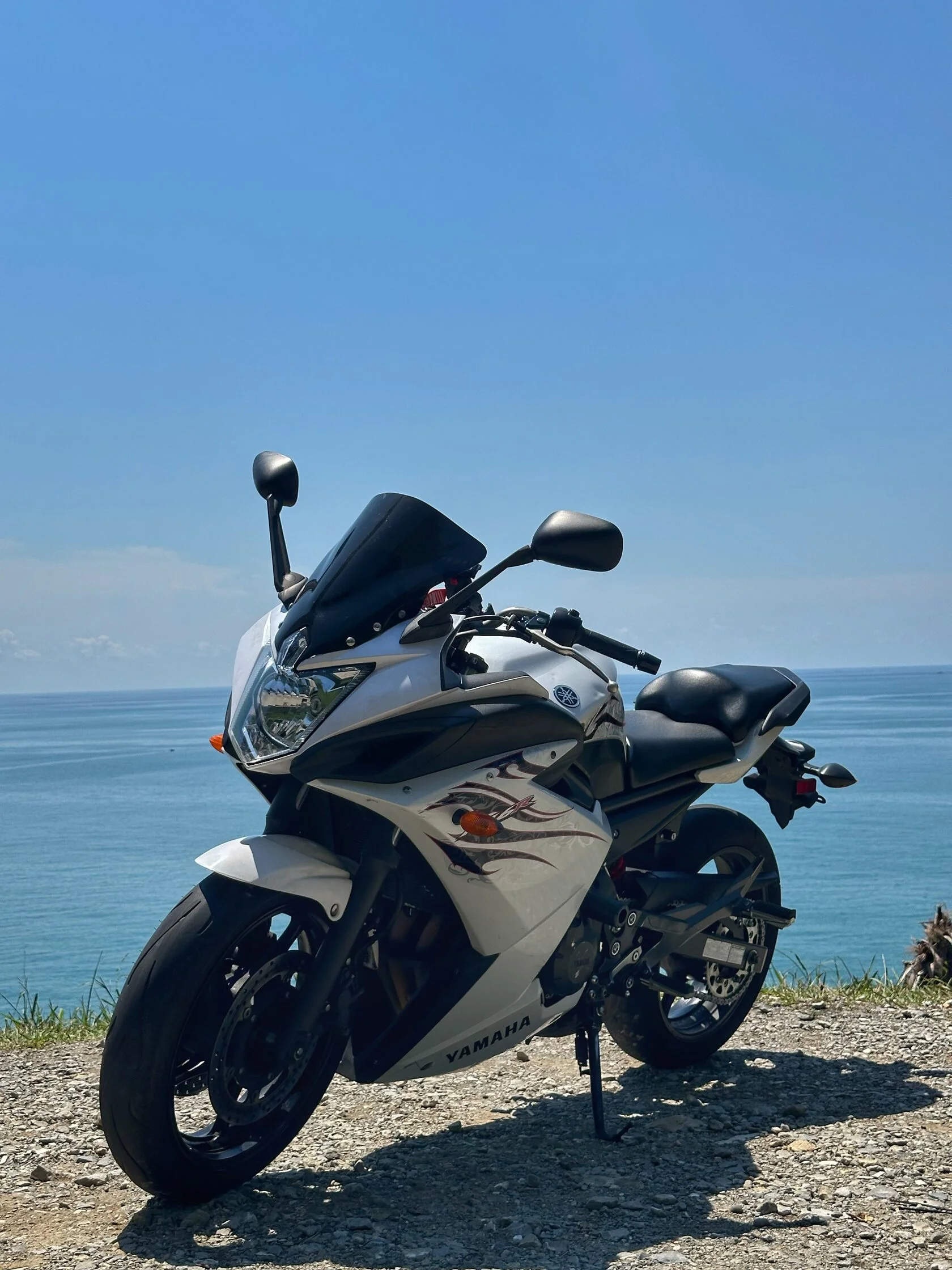 Yamaha FZ6R