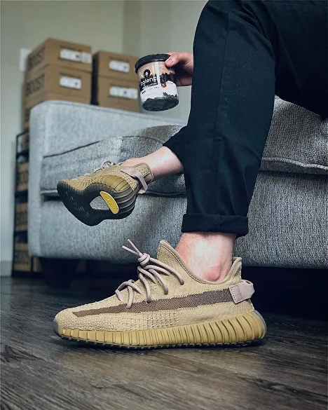 Earth yeezy discount