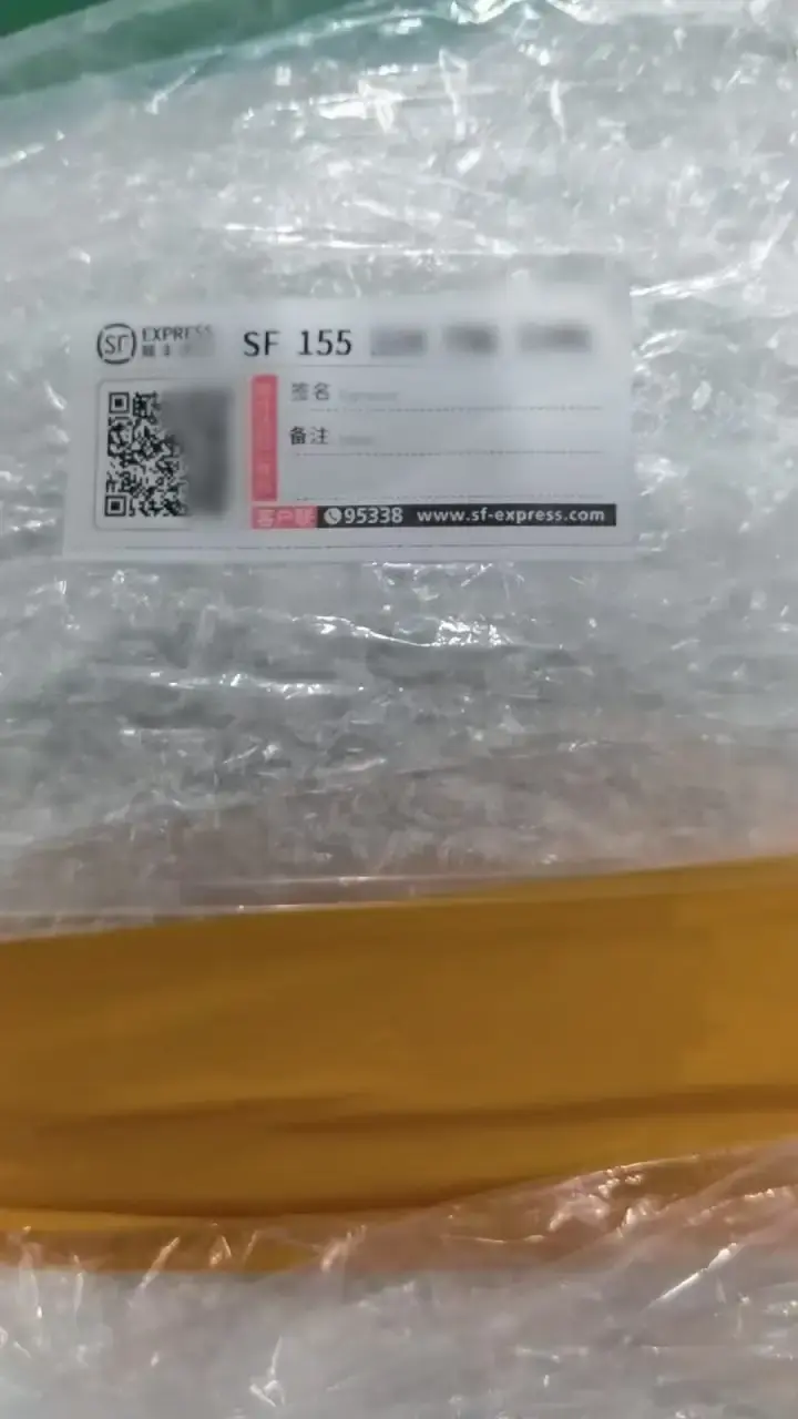 Образцы одежды из Китая