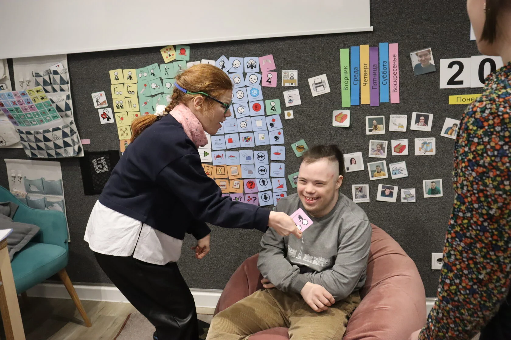 Помощь детям