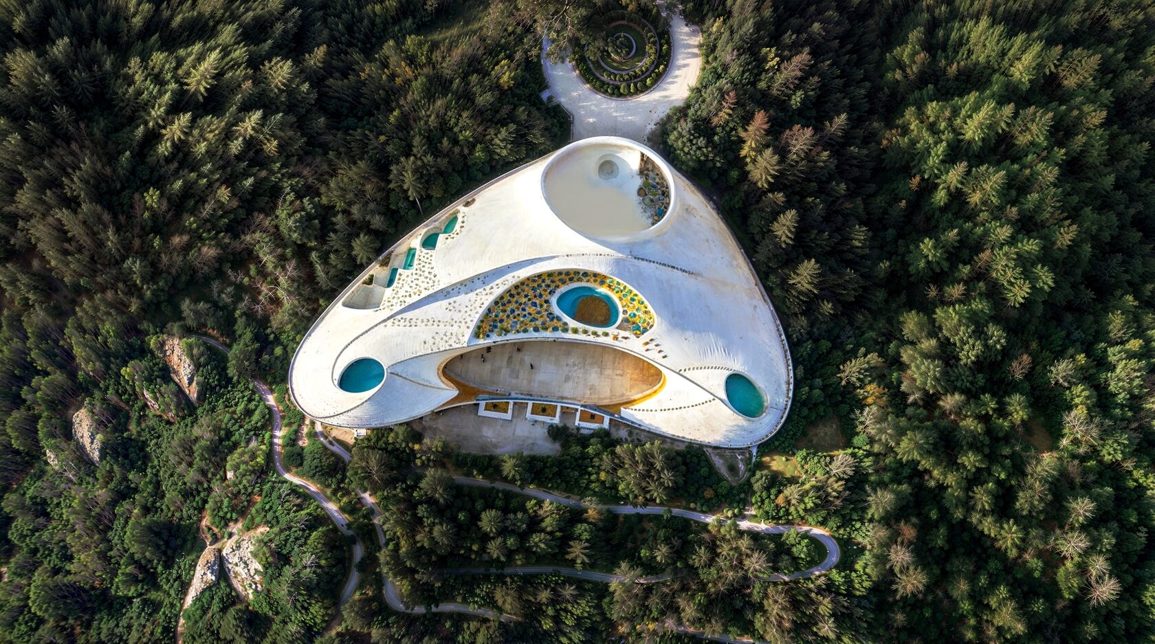 NEOGOMPA