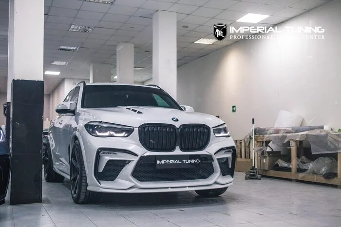 Bmw X5 G05 Imperial Conrad II Alpine white & Arctic grey — Два индивидуальных проекта полного тюнинга BMW X5 G05 с полным обвесом Imperial