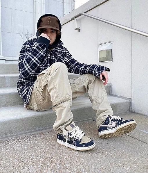Cactus jack dunks new arrivals
