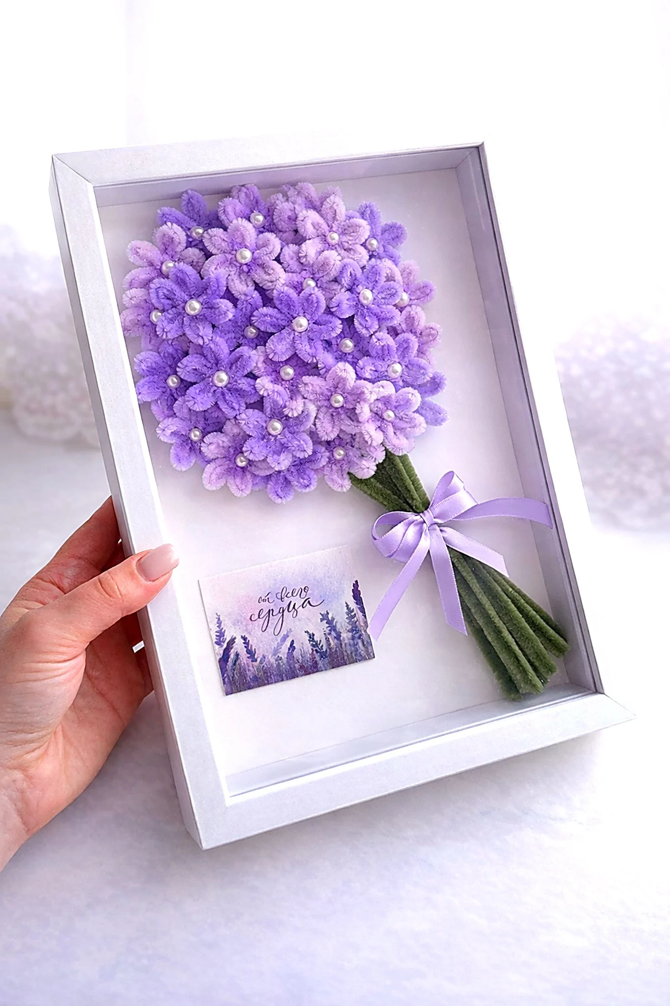 Картина с гортензией из синельной проволоки