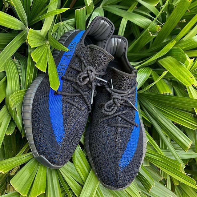 Adidas Yeezy Boost 350 V2 Dazzling Blue 100