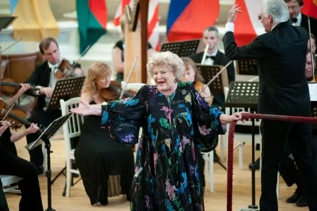 Елена Образцова на сцене