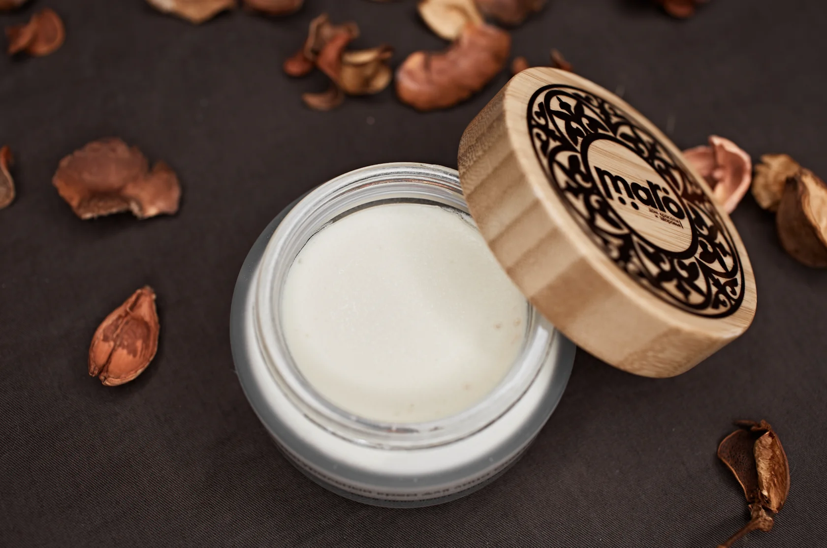 Oud Limited cream