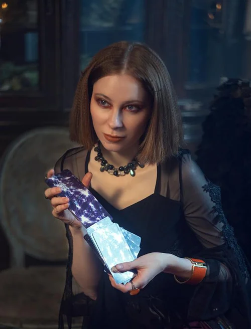 Евдокия Нестерова — таролог и рунолог