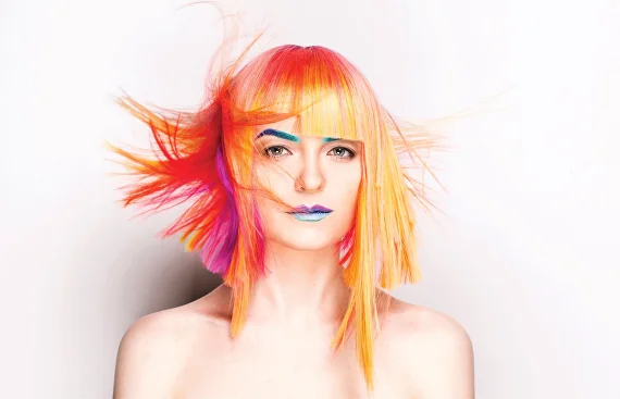 Классическая женская стрижка в студии HairFcker