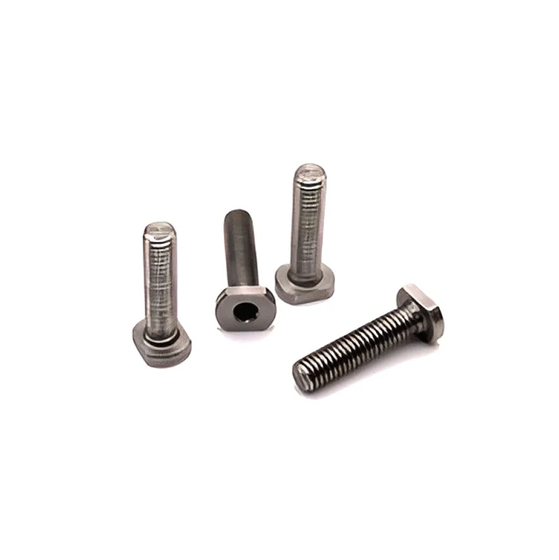 Комплект защитных винтов