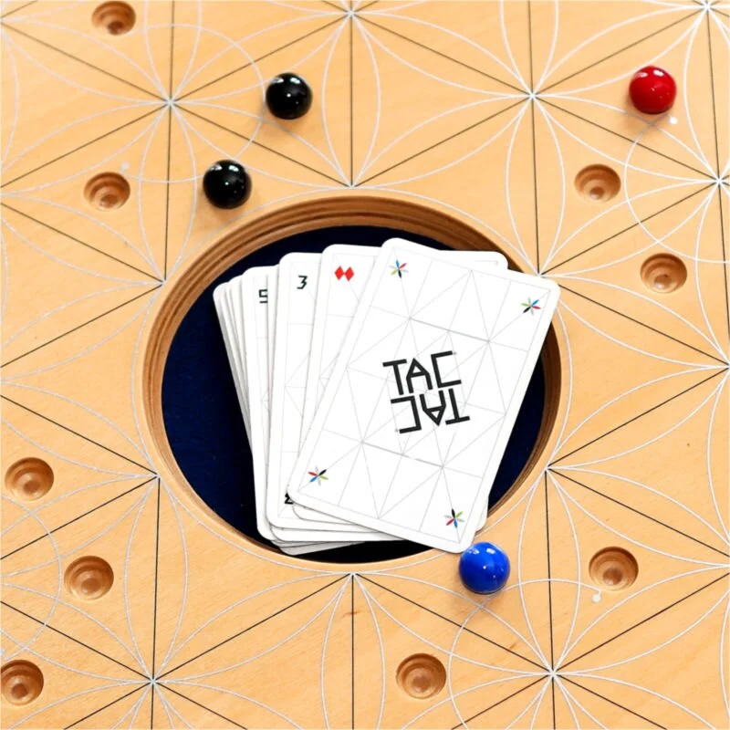 Игровые карты TACTAC