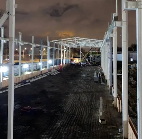 Монтаж металлических стропильных ферм