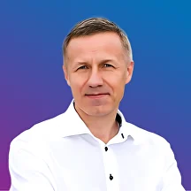 Максим Кадаков