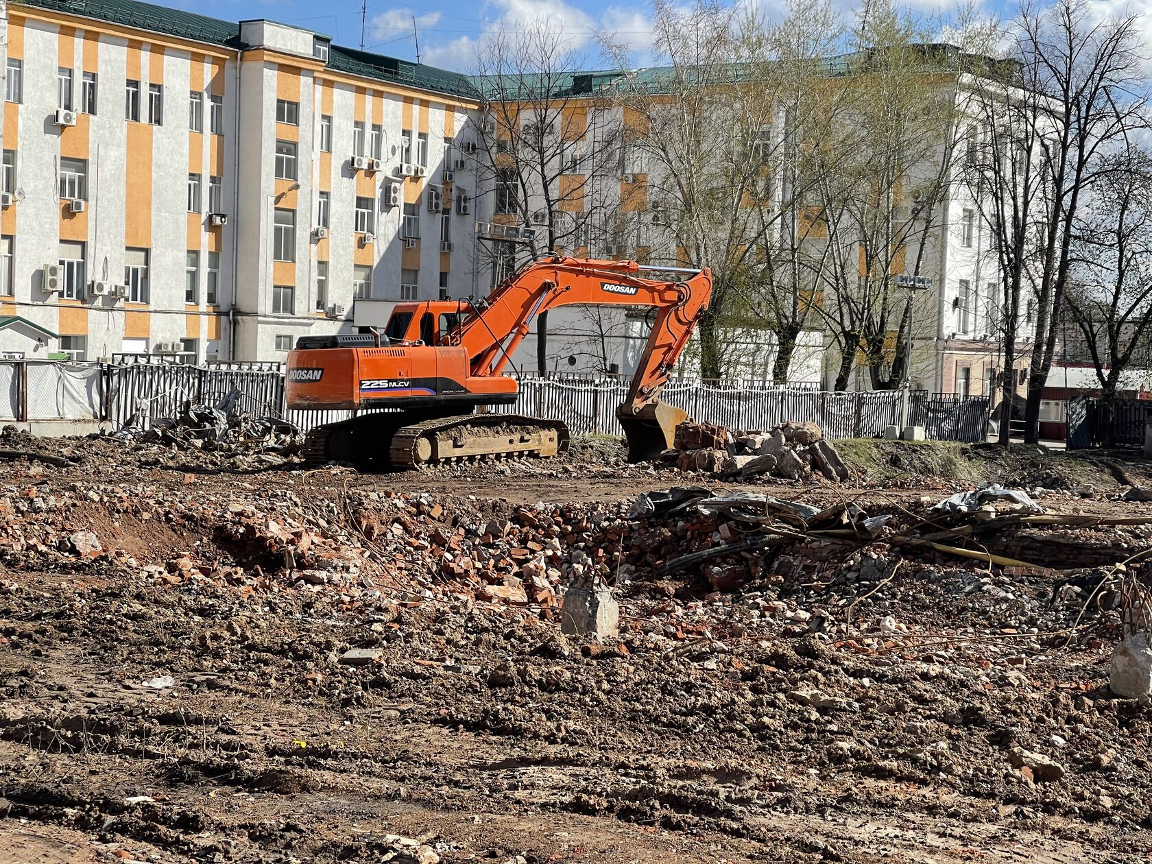 Вертикальная планировка и выравнивание территории строительного участка