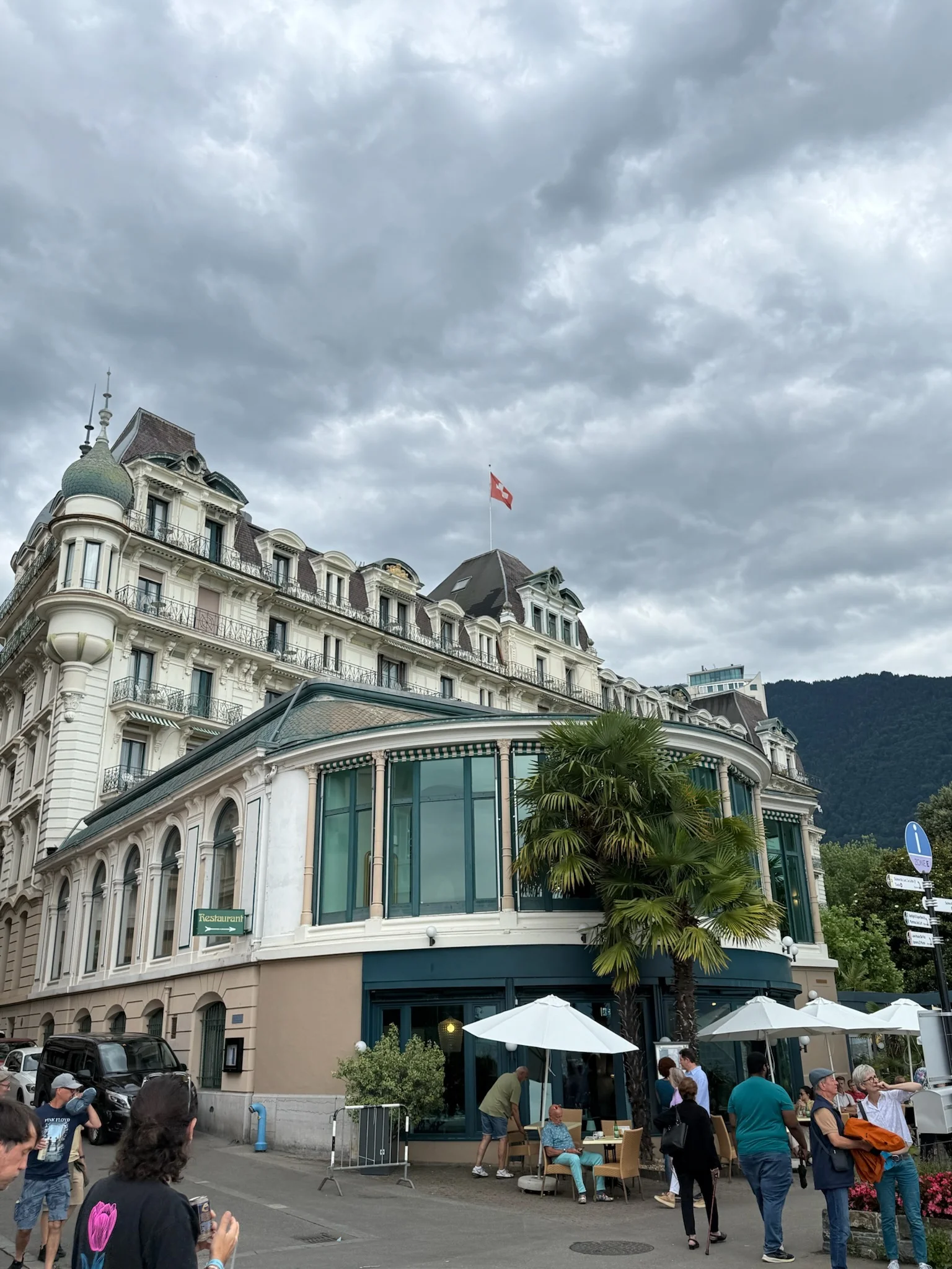 [Изображение экосистемы]