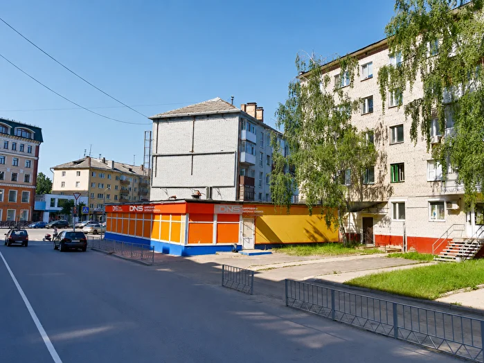 Боковой вид коммерческого помещения на Новосильском переулке, 1