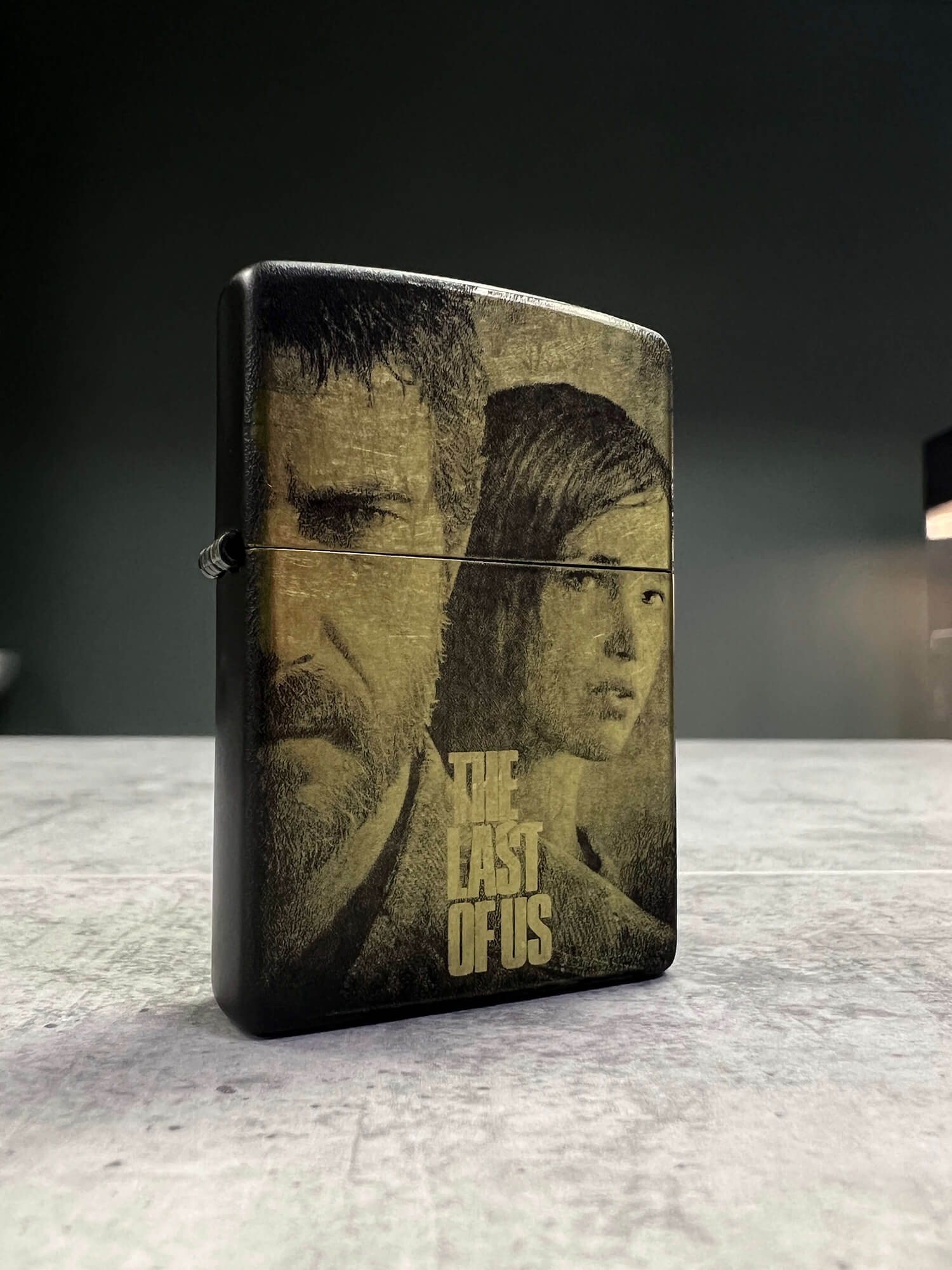 Zippo с гравировкой Last of Us
