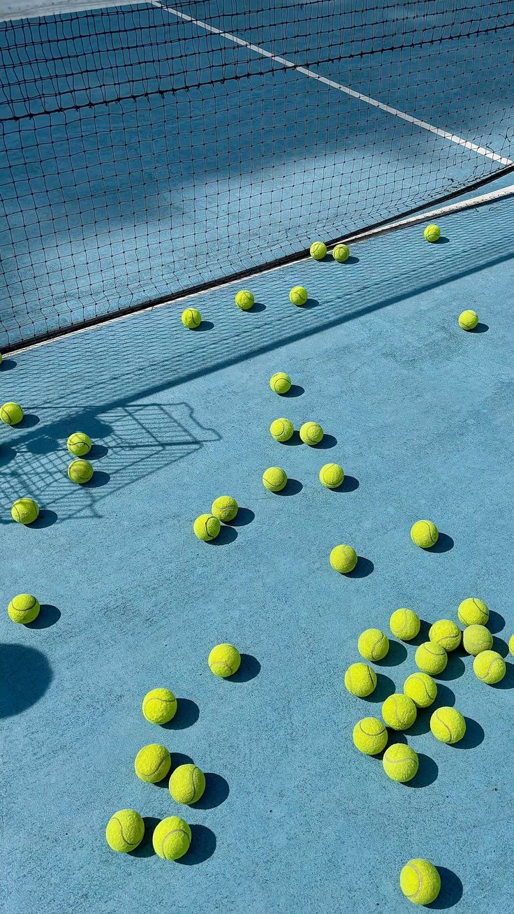 Обложка тура Tennis Camp