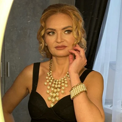 Надежда Бурова