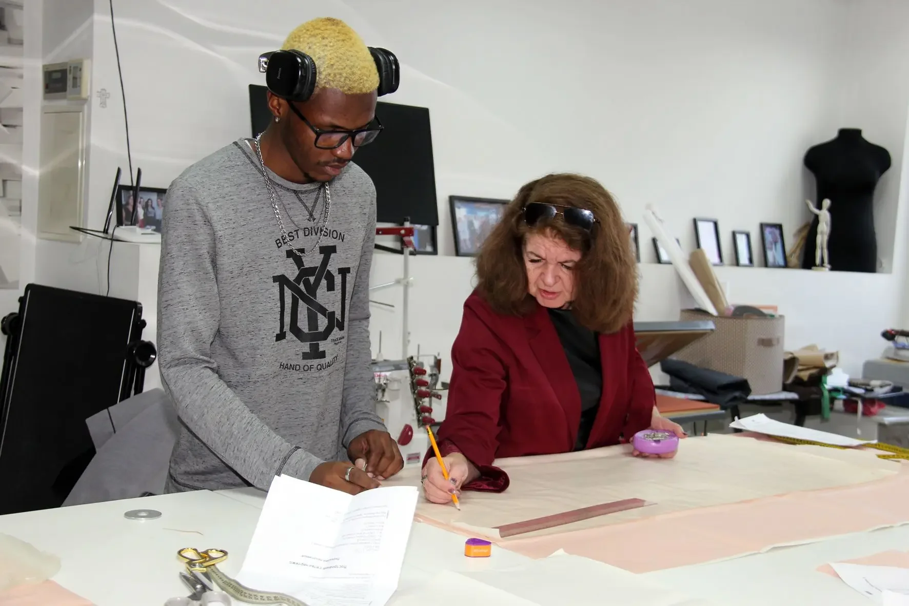 Совместное обучение и разбор деталей на занятии проекта Таврида Модная