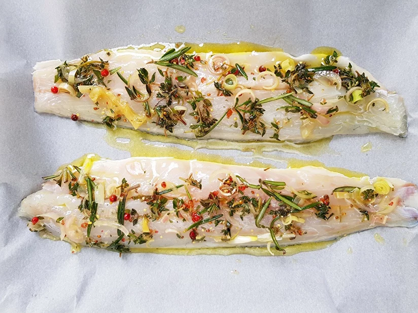 Рыба в духовке - рецепты с фото. Как приготовить рыбу в духовке?