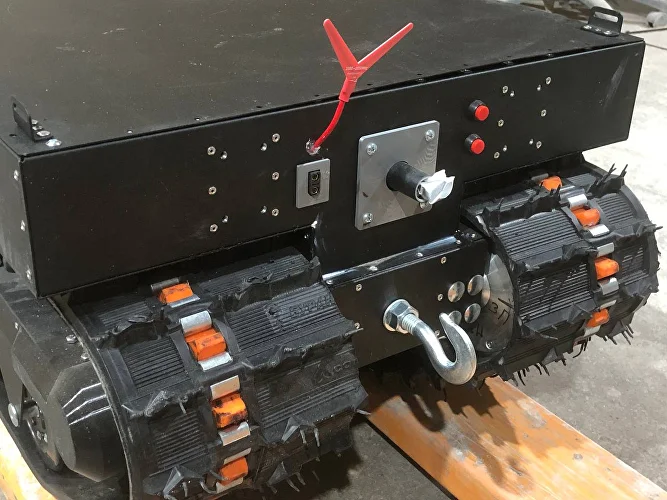 Гусеничный транспортер