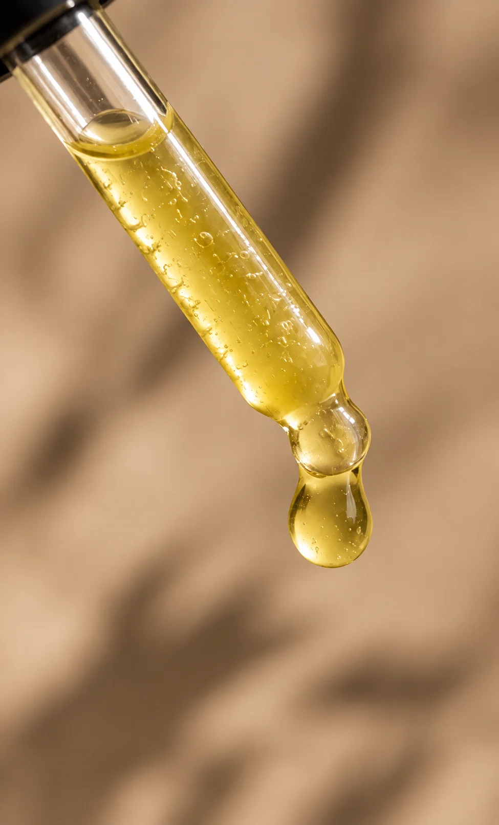 MARO oil in a dropper