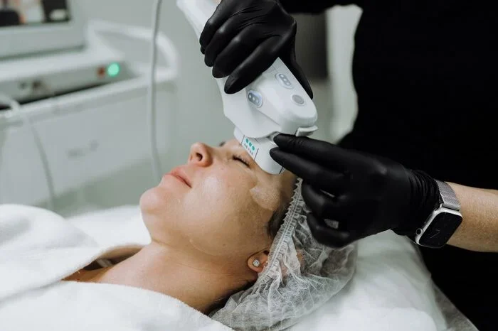 Микроигольчатая подтяжка кожи