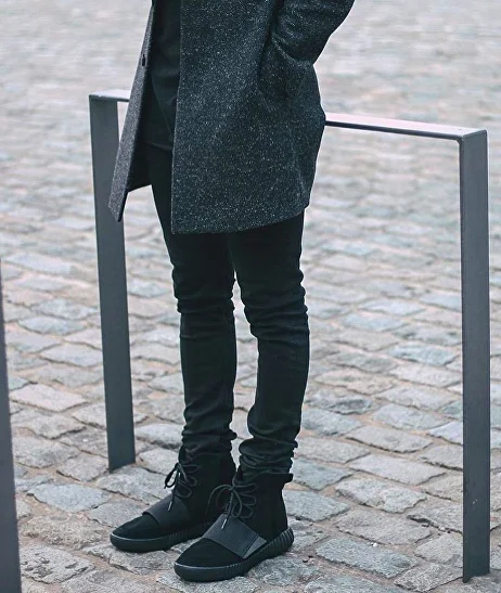 Yeezy 750 triple black 2024 on feet