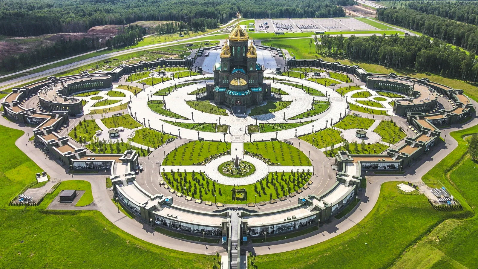 Парк Патриот в Кубинке — крупнейший военно-патриотический комплекс России на 55-м км Минского шоссе