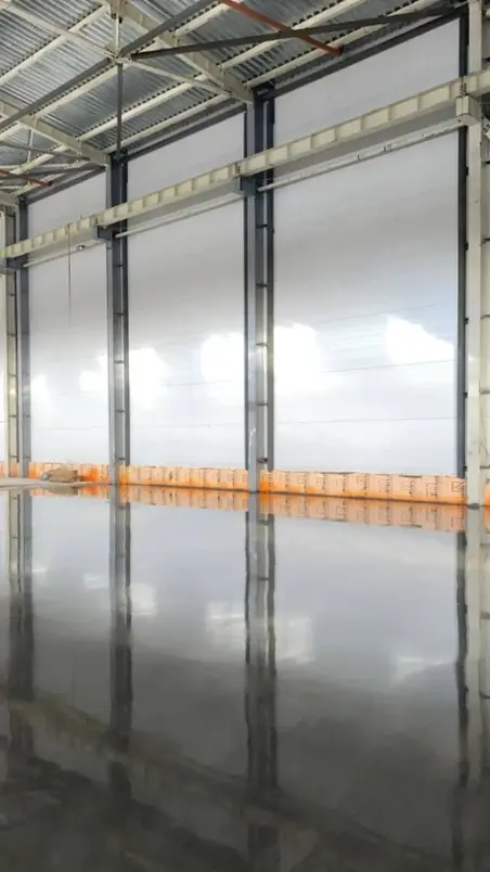 Нарезка деформационных швов в бетонном полу