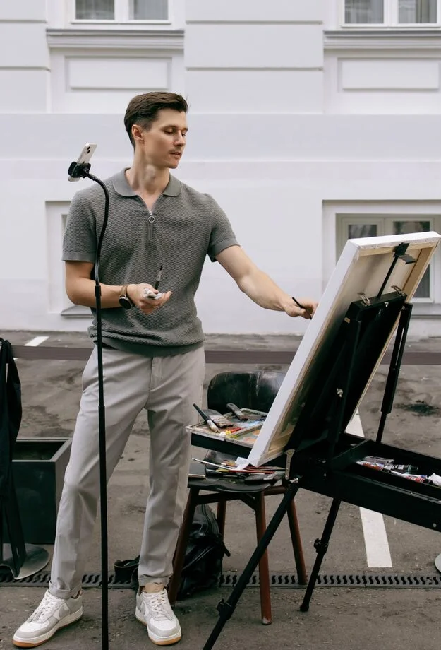 Евгений Потапкин пишет портрет с натуры / Evgeny Potapkin painting from life
