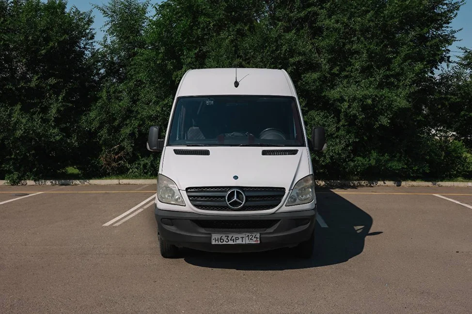 Mercedes Sprinter 9