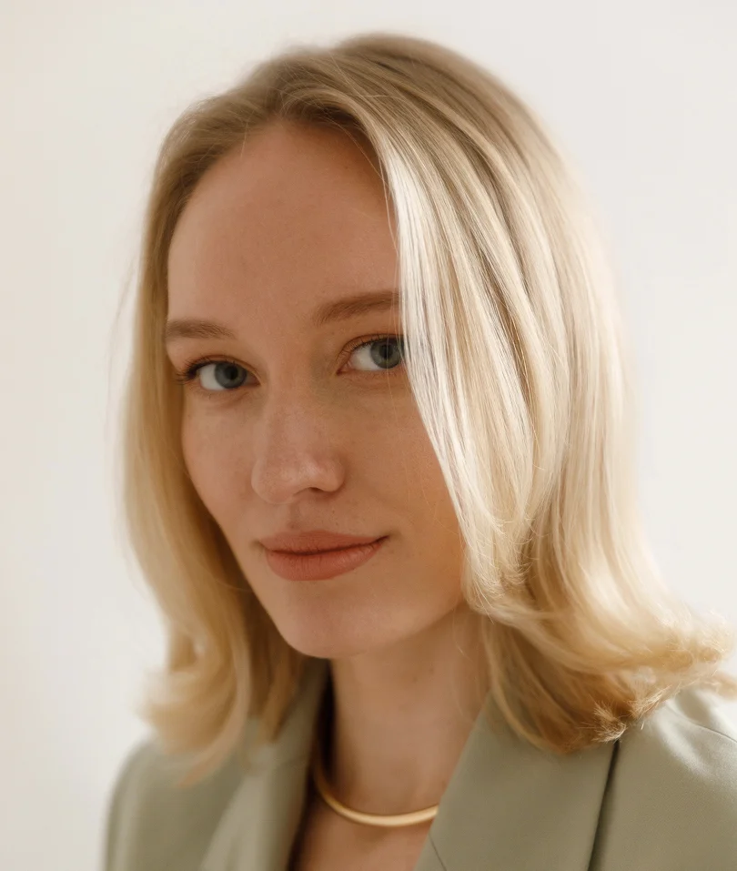 Полина Незнанова