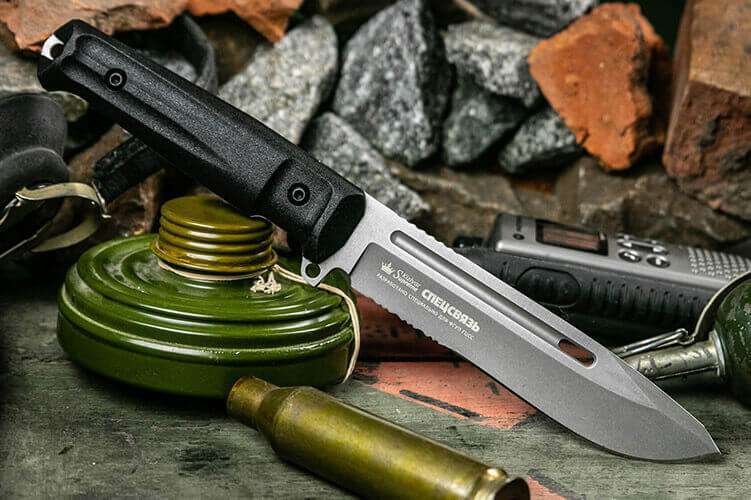 Kizlyar Supreme FELDJAEGER tactical fixed-blade knife