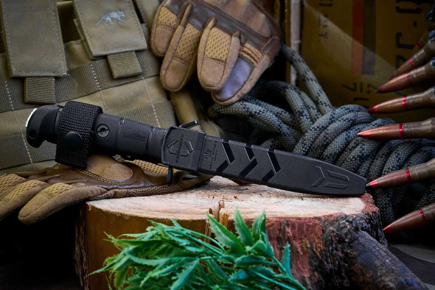 Combat knife and locking sheath in a field setting