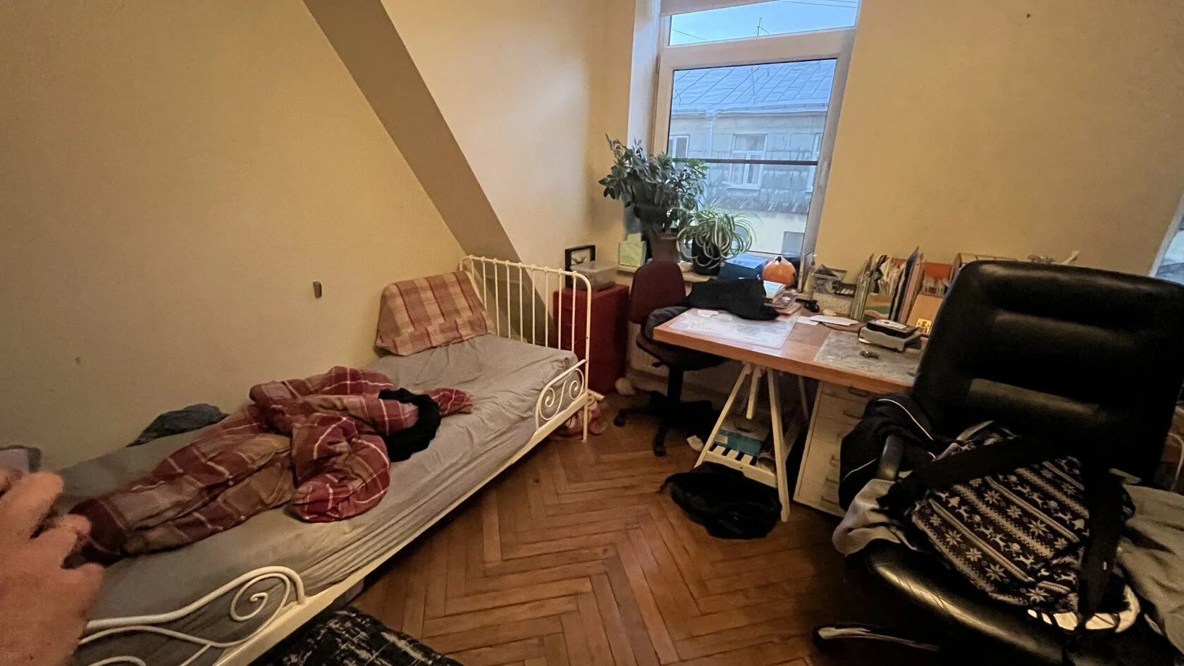 Комната студентки — локация