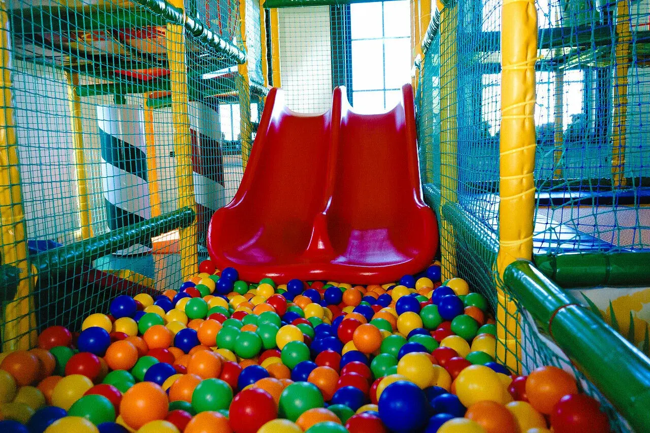 Детский клуб Вохотка