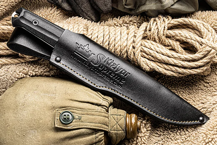 Close view of a Kizlyar Supreme 420HC stainless steel blade