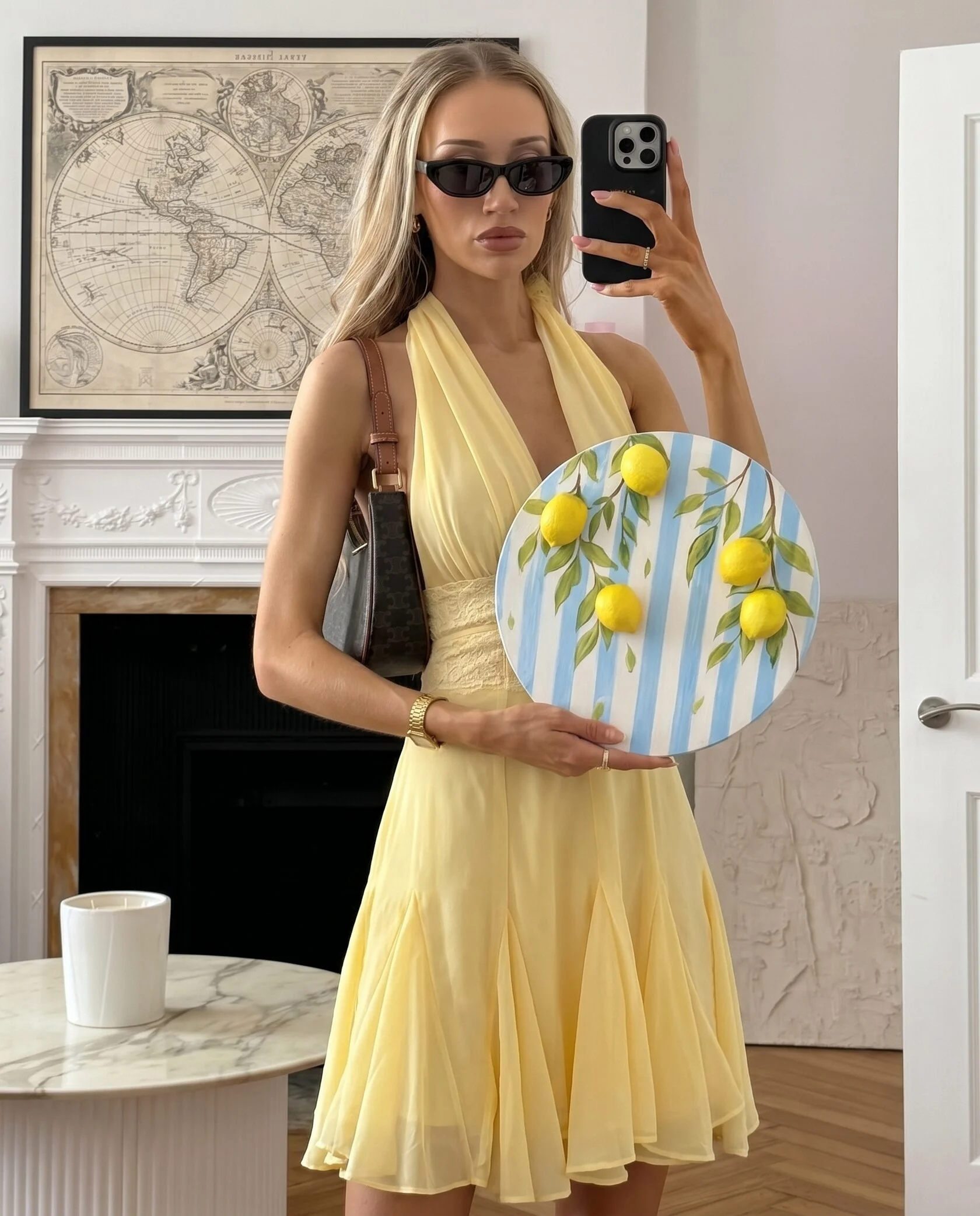Картина с лимонами