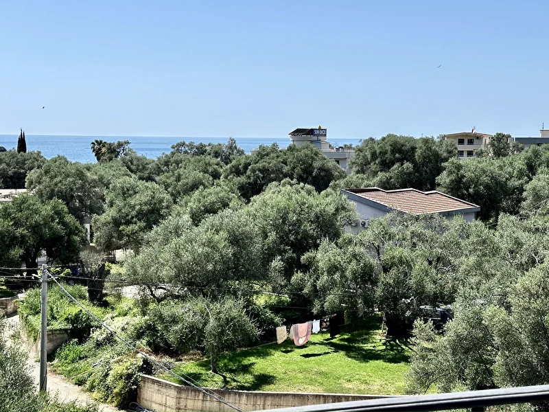 Apartman sa odvojenom spavaćom sobom, terasom i pogledom na planine, fotografija 10