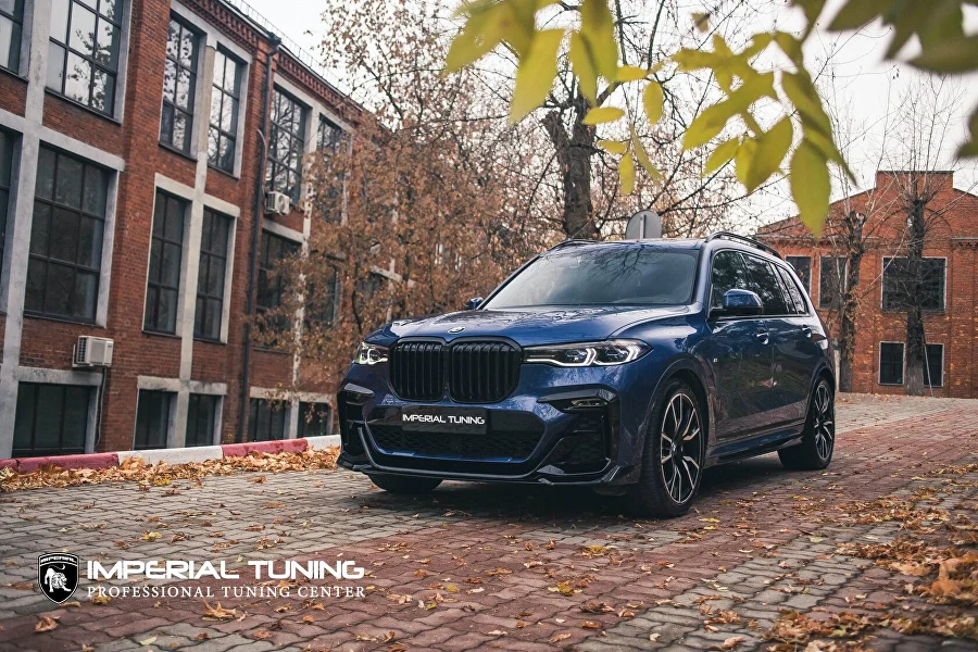 BMW X7 G07 Imperial Tavad San Marino Blue Metallic