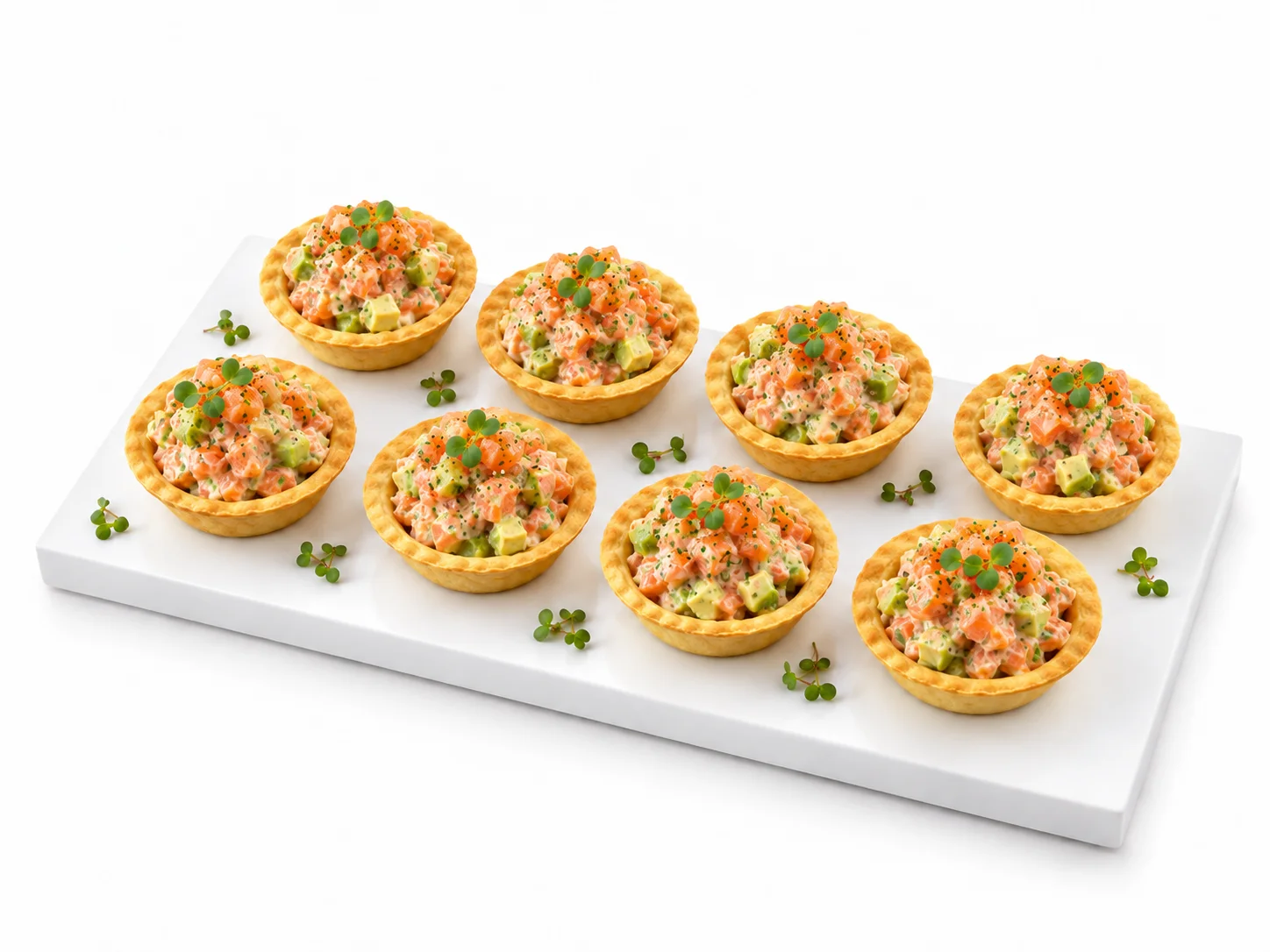 Тарталетки с риетом из лосося и авокадо