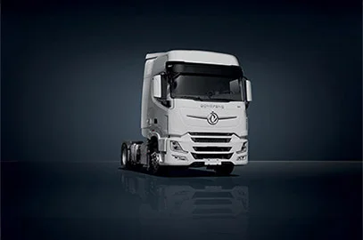 Жеке үлгілері бар порно видеолар Жас қыз порно кастингке алғаш рет келді және өте ұялшақ