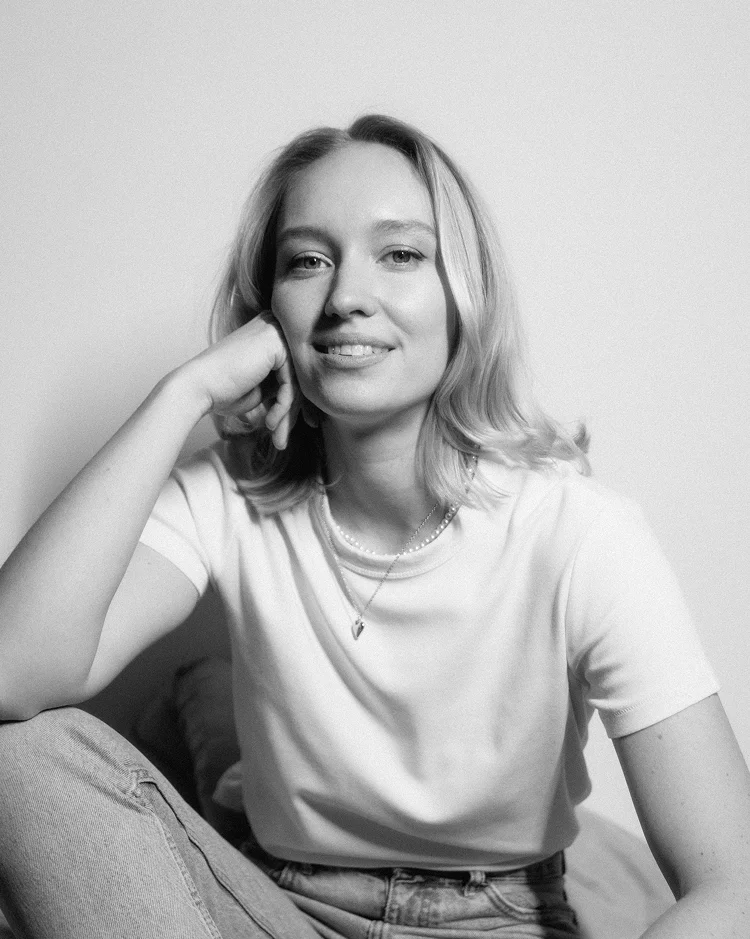Полина Незнанова