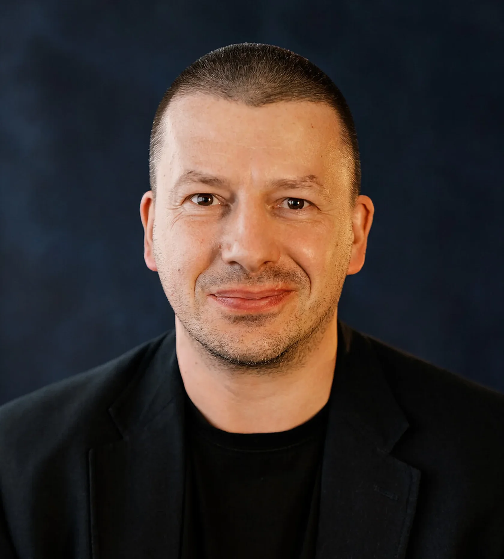 Сергей Падве — преподаватель курса