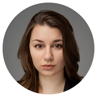 Азиза Гензер — модератор, управляющий партнёр Genzer&Partners